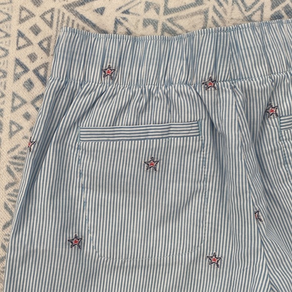 🌟Lilly Pulitzer Shorts🌟 - Picture 8 of 9